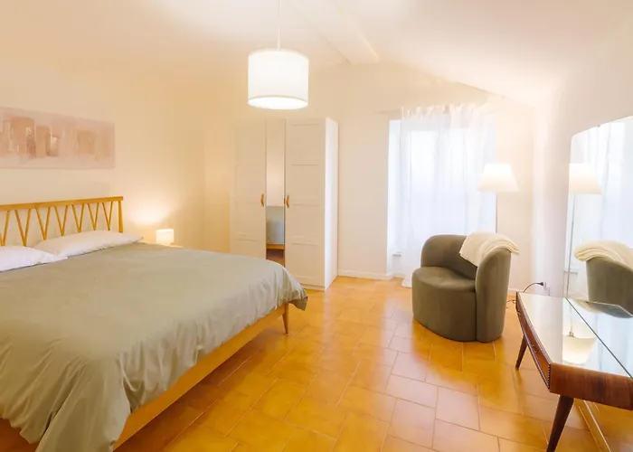 Dietro L'angolo - In * Montefalco