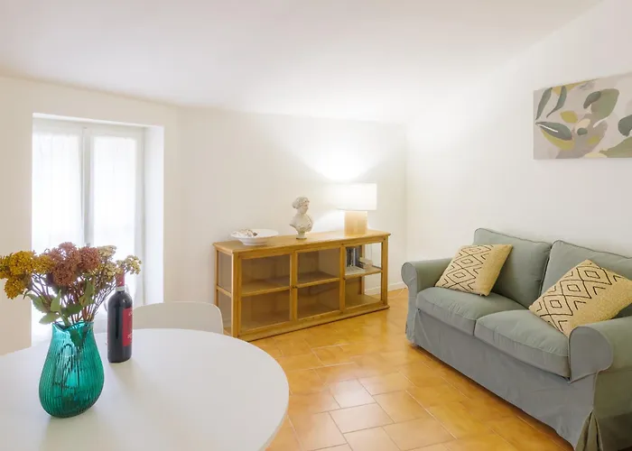 Dietro L'angolo - In Apartament